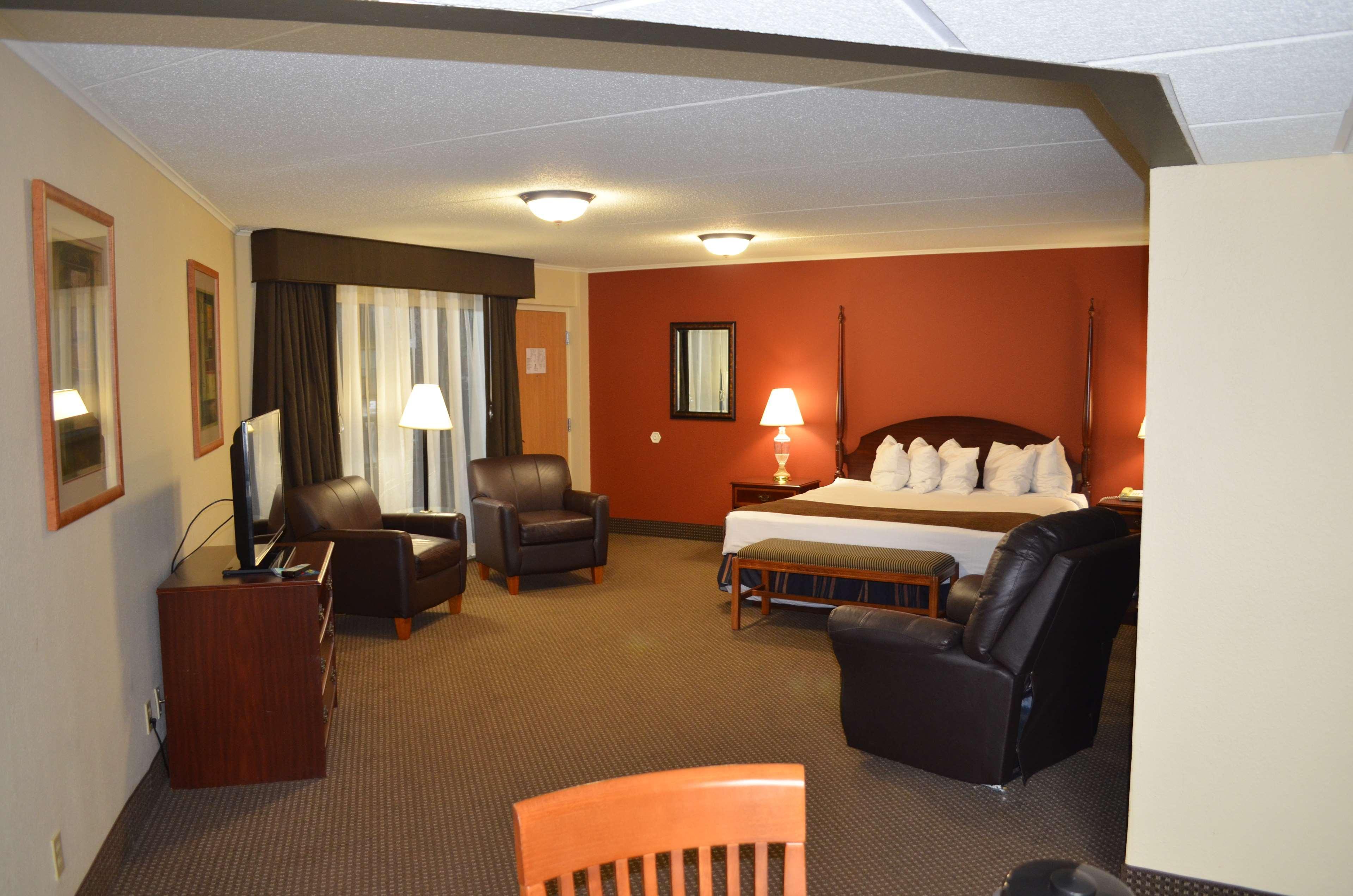 Crossroads Hotel & Event Center Fort Dodge Exteriér fotografie